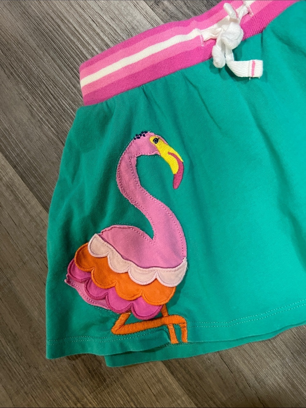 🛍️BOGO FREE Mini Boden skort with flamingo appliqué size 4-5 - Picture 3 of 7